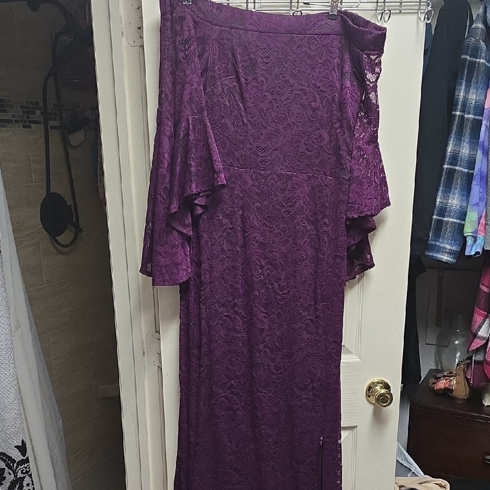 Elegant Purple Lace Dress